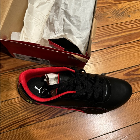 Puma for Ferrari Neo Cat trainers in black - Picture 8 of 8